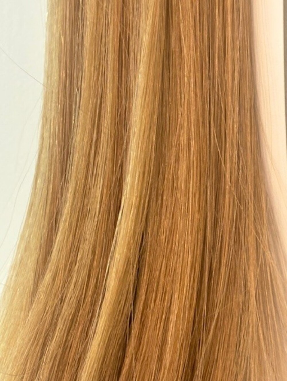 Virgin Hair Remy Cuticle Cut Tape Hair Extensions 20" Golden Blonde Grade AAA - Picture 7 of 10